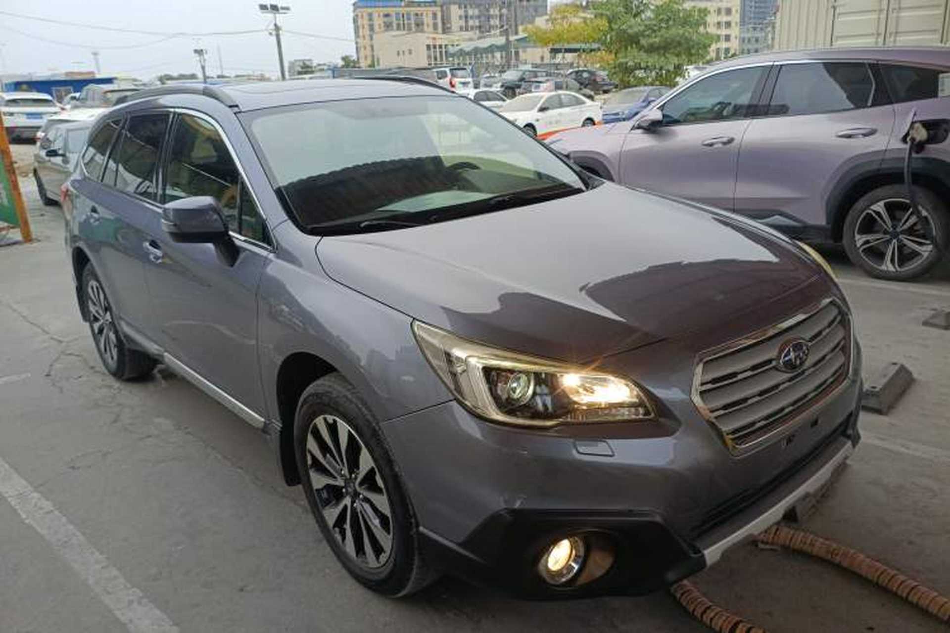 Used Subaru Outback 2015 2.5i Sport Navigation Edition Exterior 2