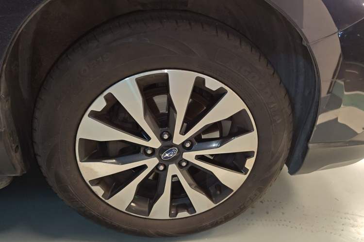 Used Subaru Outback 2015 2.5i Sport Navigation Edition Exterior 7