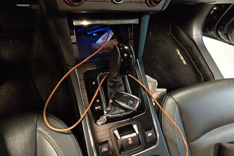 Used Subaru Outback 2015 2.5i Sport Navigation Edition Gear Lever