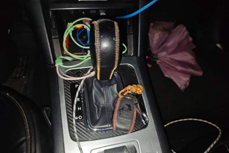 Used Subaru Outback 2015 2.5i Sport Navigation Edition Gear Lever