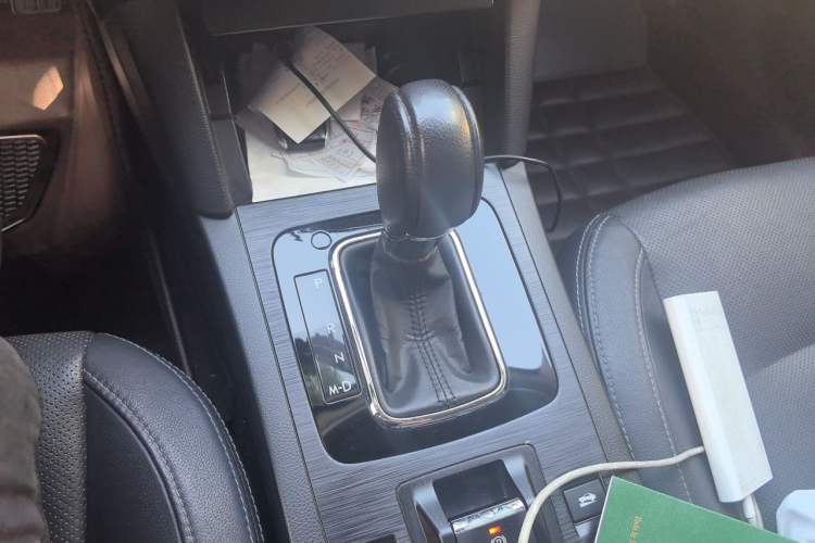 Used Subaru Outback 2015 2.5i Luxury Navigation Edition Gear Lever