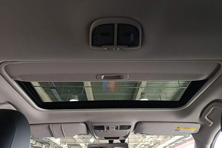 Used Subaru Outback 2015 2.5i Luxury Navigation Edition Headliner