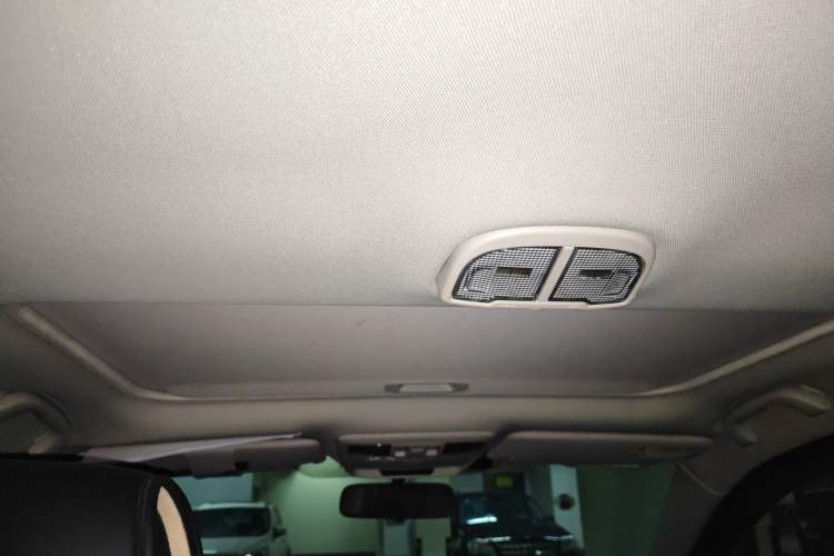 Used Subaru Outback 2015 2.5i Sport Navigation Edition Headliner
