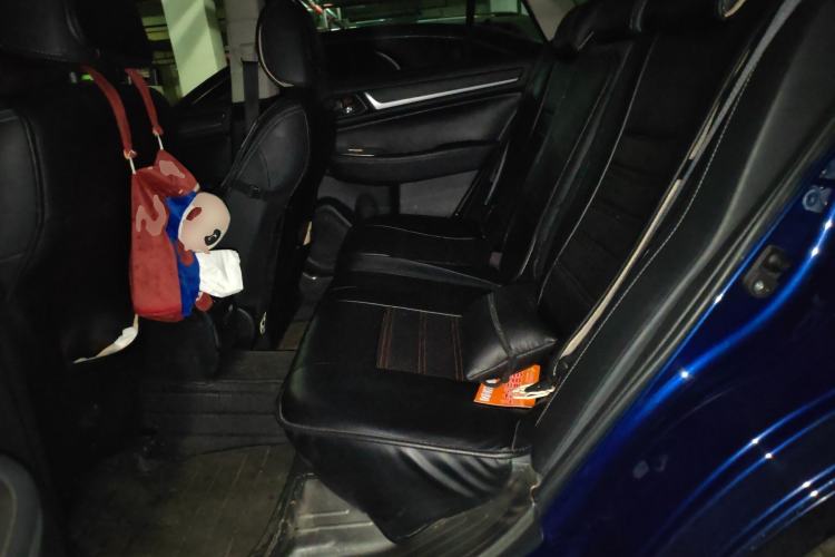 Used Subaru Outback 2015 2.5i Sport Navigation Edition Left Rear Seat