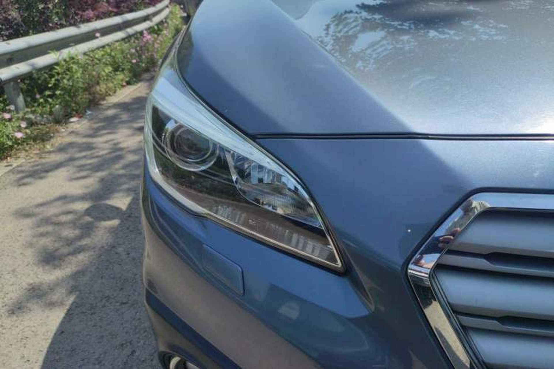 Used Subaru Outback 2015 2.0DIT Prestige Edition Right Front Headlight