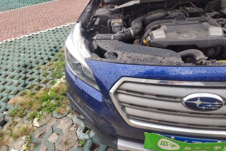 Used Subaru Outback 2015 2.5i Sport Navigation Edition Right Front Headlight