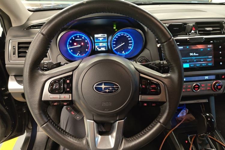 Used Subaru Outback 2015 2.5i Sport Navigation Edition Steering Wheel