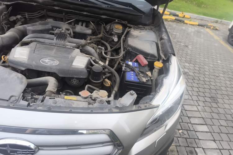 Used Subaru Outback 2015 2.5i Luxury Navigation Edition Engine Bay Left