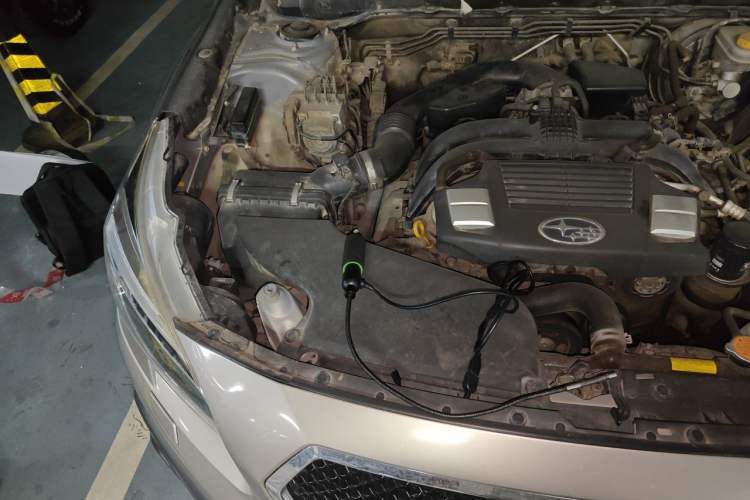 Used Subaru Outback 2015 2.5i Luxury Navigation Edition Engine Bay Right