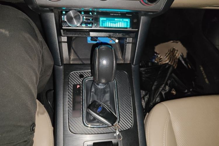 Used Subaru Outback 2015 2.5i Luxury Navigation Edition Gear Lever