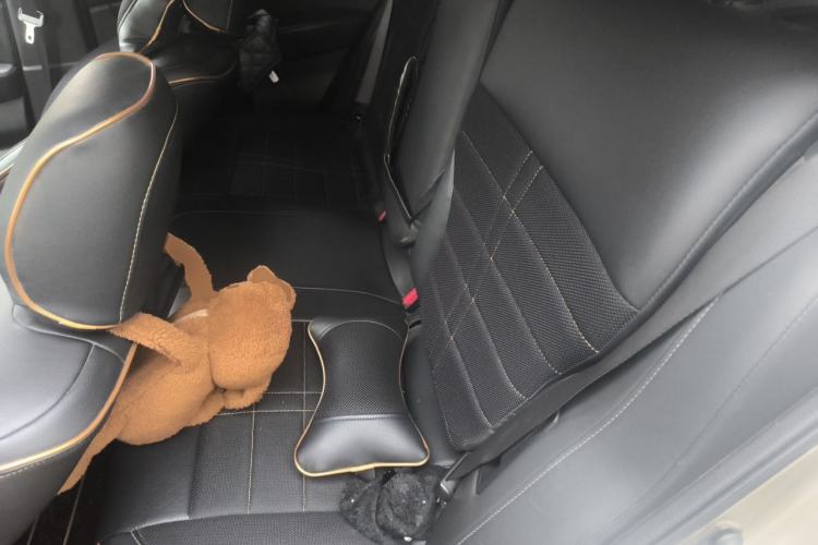 Used Subaru Outback 2015 2.5i Luxury Navigation Edition Left Rear Seat