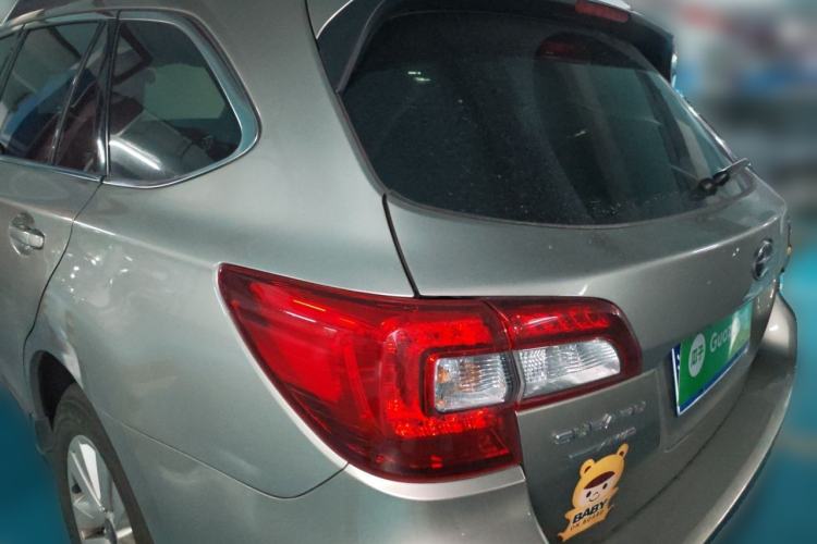 Used Subaru Outback 2015 2.5i Luxury Navigation Edition Rear Left 45 Deg