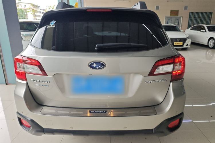 Used Subaru Outback 2015 2.5i Luxury Navigation Edition Rear