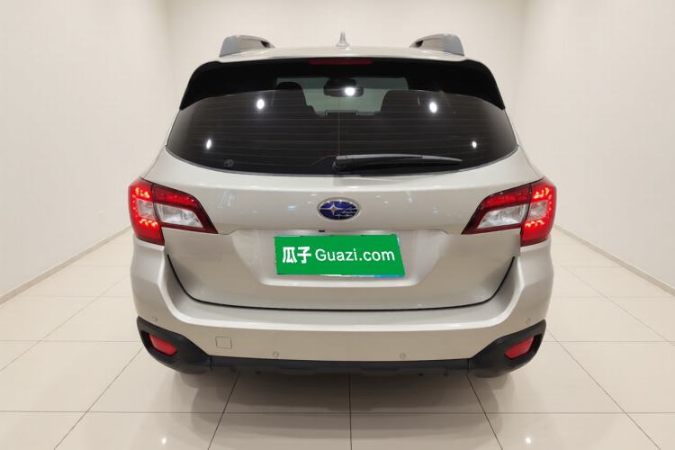 Used Subaru Outback 2015 2.5i Classic Edition Rear