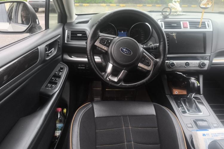 Used Subaru Outback 2015 2.5i Luxury Navigation Edition Steering Wheel