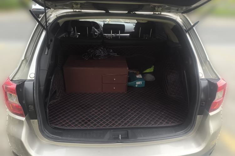 Used Subaru Outback 2015 2.5i Luxury Navigation Edition Trunk