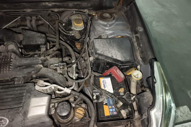 Used Subaru Outback 2015 2.5i Sport Navigation Edition Engine Bay Left