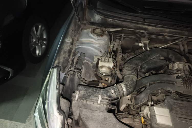 Used Subaru Outback 2015 2.5i Sport Navigation Edition Engine Bay Right