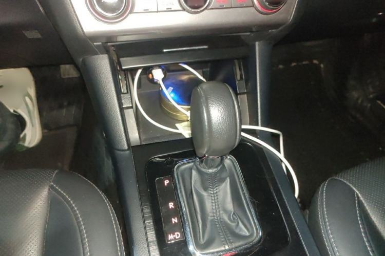 Used Subaru Outback 2015 2.5i Luxury Navigation Edition Gear Lever