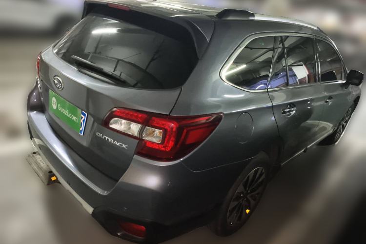 Used Subaru Outback 2015 2.5i Sport Navigation Edition Rear Right 45 Deg