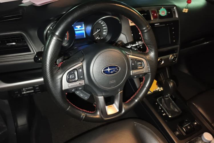 Used Subaru Outback 2015 2.5i Sport Navigation Edition Steering Wheel
