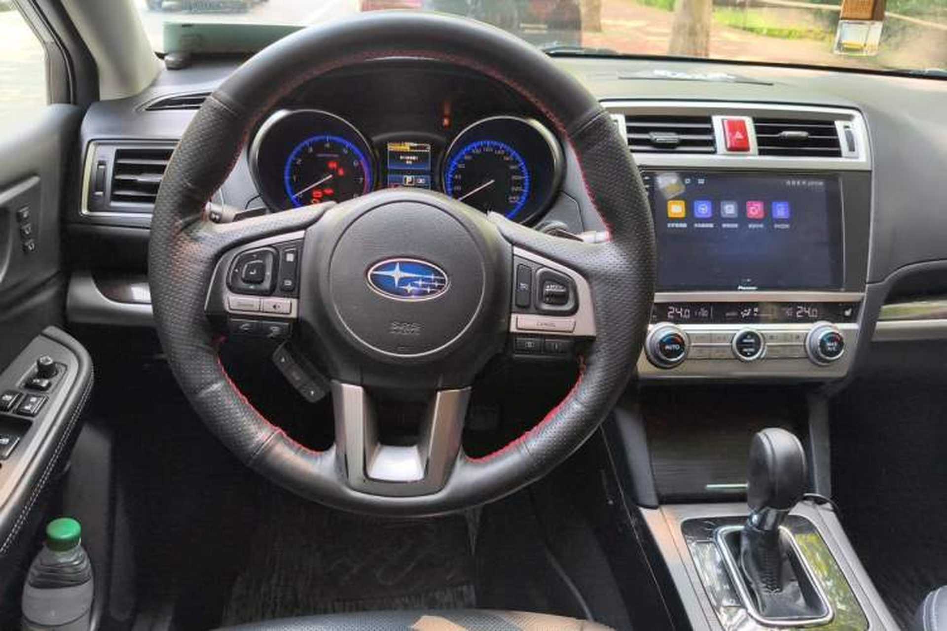 Used Subaru Outback 2015 2.5i Luxury Navigation Edition Steering Wheel