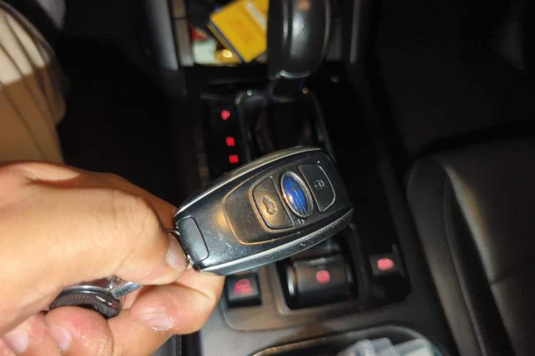 Used Subaru Outback 2015 2.5i Sport Navigation Edition Vehicle Key
