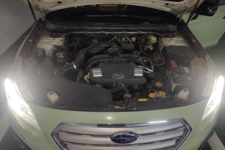 Used Subaru Outback 2015 2.5i Sport Navigation Edition Engine Bay