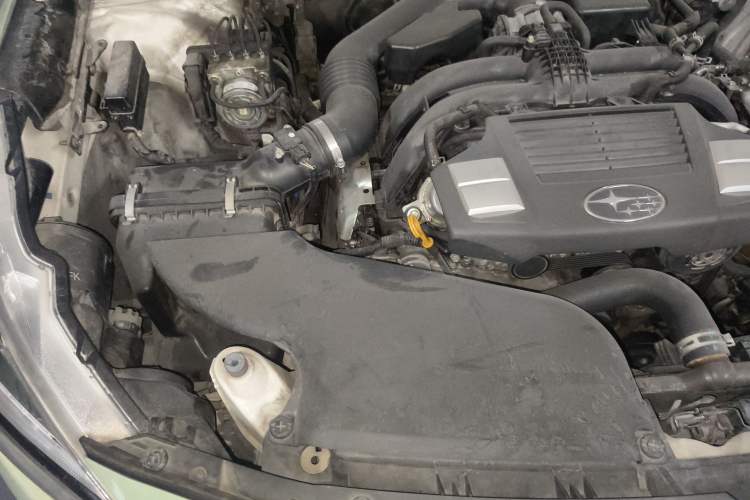 Used Subaru Outback 2015 2.5i Sport Navigation Edition Engine Bay Right