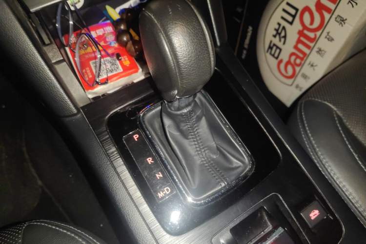 Used Subaru Outback 2015 2.5i Sport Navigation Edition Gear Lever