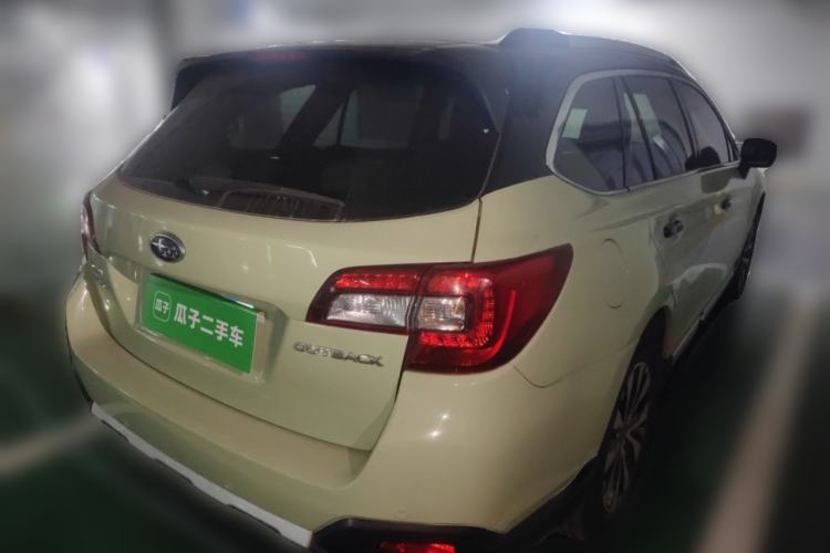 Used Subaru Outback 2015 2.5i Sport Navigation Edition Rear Right 45 Deg