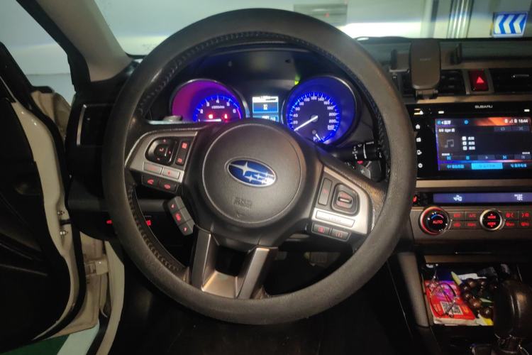 Used Subaru Outback 2015 2.5i Sport Navigation Edition Steering Wheel