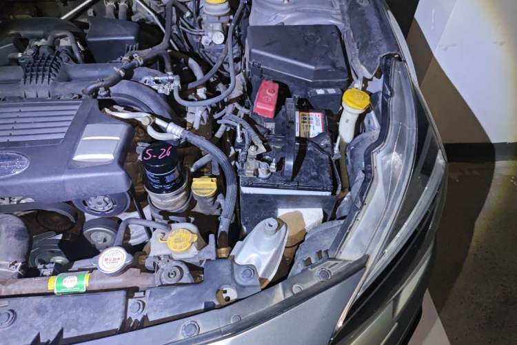 Used Subaru Outback 2015 2.5i Luxury Navigation Edition Engine Bay Left
