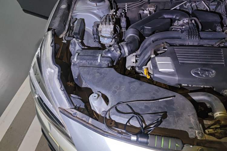 Used Subaru Outback 2015 2.5i Luxury Navigation Edition Engine Bay Right