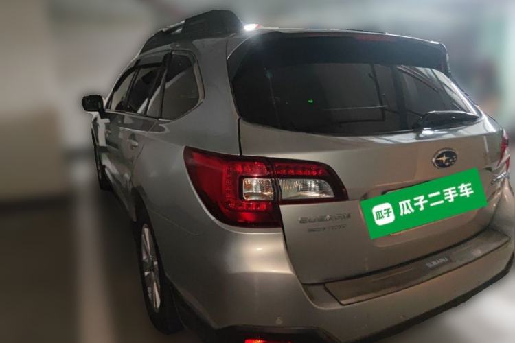 Used Subaru Outback 2015 2.5i Luxury Navigation Edition Rear Left 45 Deg