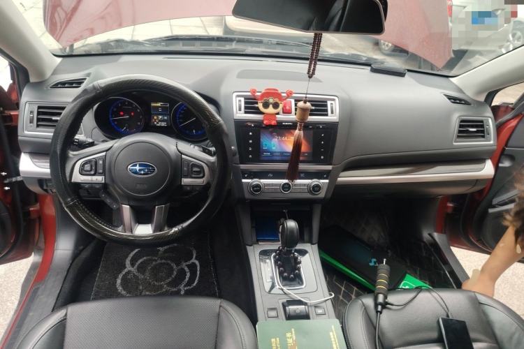Used Subaru Outback 2015 2.5i Luxury Navigation Edition Center Console