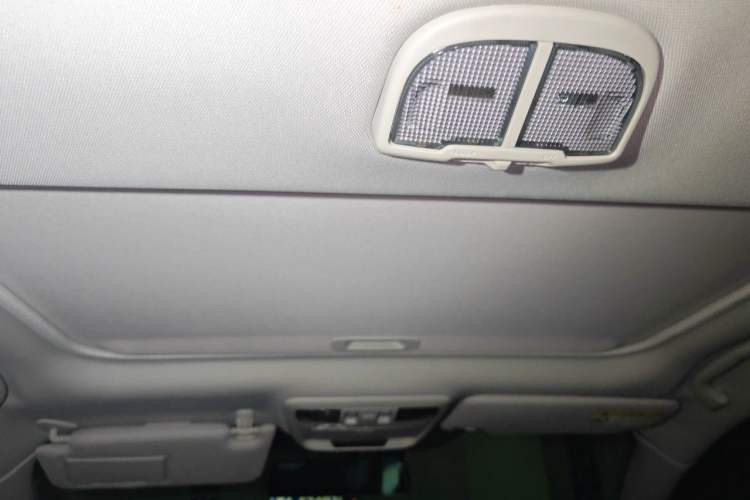 Used Subaru Outback 2015 2.5i Sport Navigation Edition Headliner
