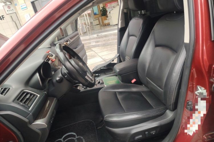 Used Subaru Outback 2015 2.5i Luxury Navigation Edition Left Front Seat