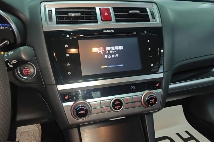 Used Subaru Outback 2015 2.0DIT Prestige Edition Audio And AC Panel
