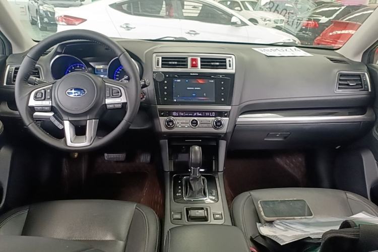 Used Subaru Outback 2015 2.5i Sport Navigation Edition Center Console