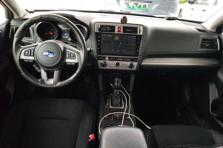 Used Subaru Outback 2015 2.5i Classic Edition Center Console