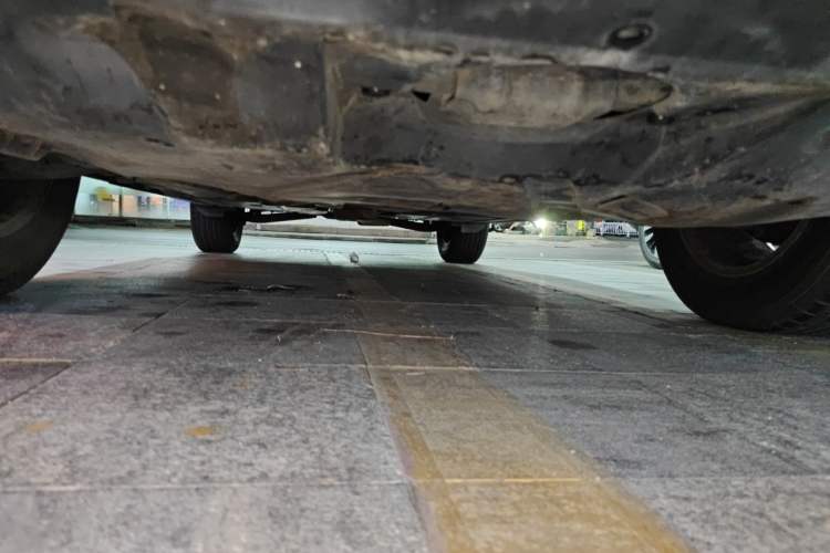 Used Subaru Outback 2015 2.5i Classic Edition Chassis Front