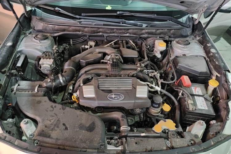 Used Subaru Outback 2015 2.5i Classic Edition Engine Bay