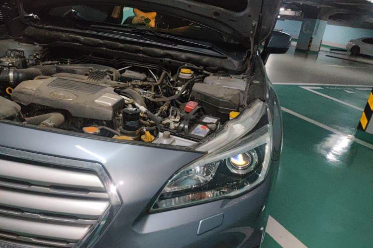 Used Subaru Outback 2015 2.5i Luxury Navigation Edition Engine Bay Left