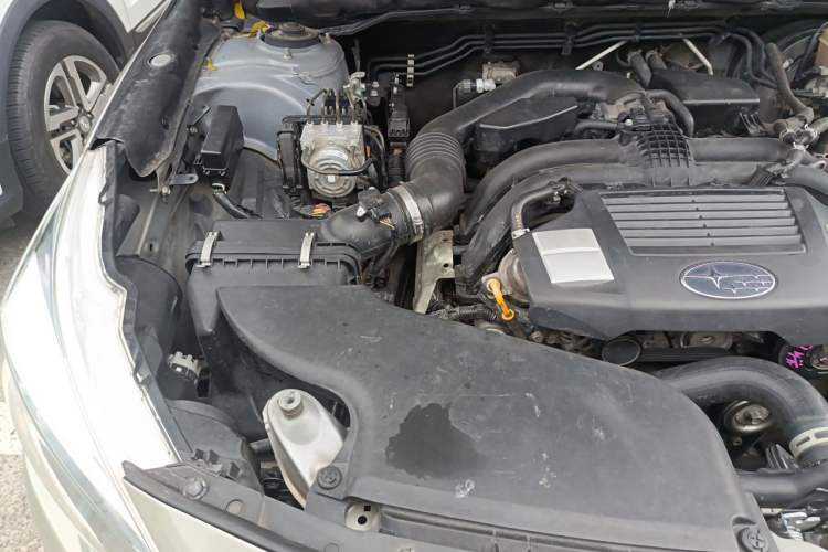 Used Subaru Outback 2015 2.5i Luxury Navigation Edition Engine Bay Right