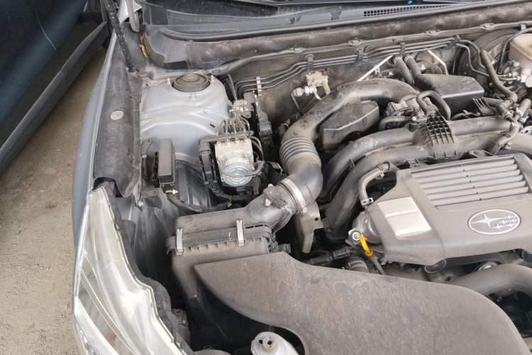 Used Subaru Outback 2015 2.5i Classic Edition Engine Bay Right
