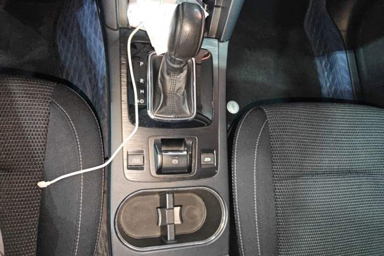 Used Subaru Outback 2015 2.5i Classic Edition Gear Lever