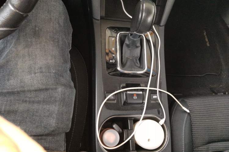 Used Subaru Outback 2015 2.5i Classic Edition Gear Lever
