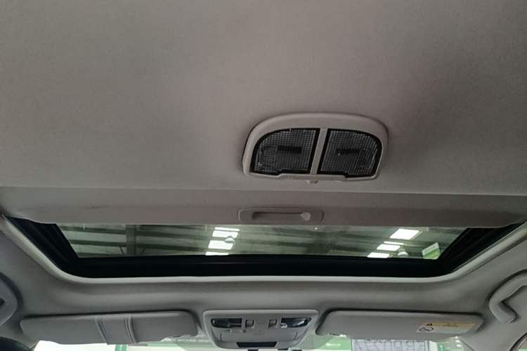 Used Subaru Outback 2015 2.5i Sport Navigation Edition Headliner