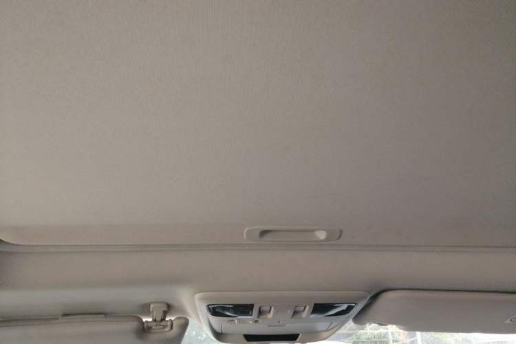 Used Subaru Outback 2015 2.5i Classic Edition Headliner